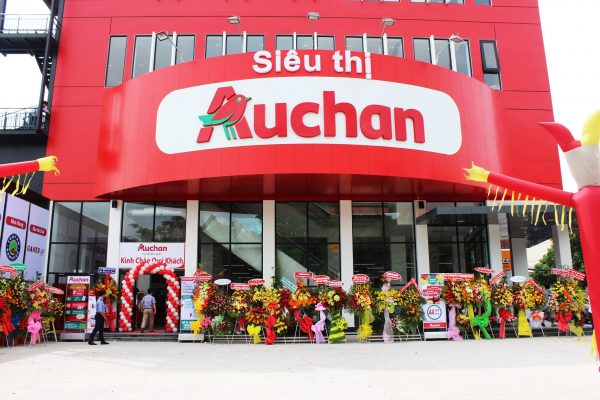 Lắp đặt điều hòa không khí 4 sieu thi auchan kha van can