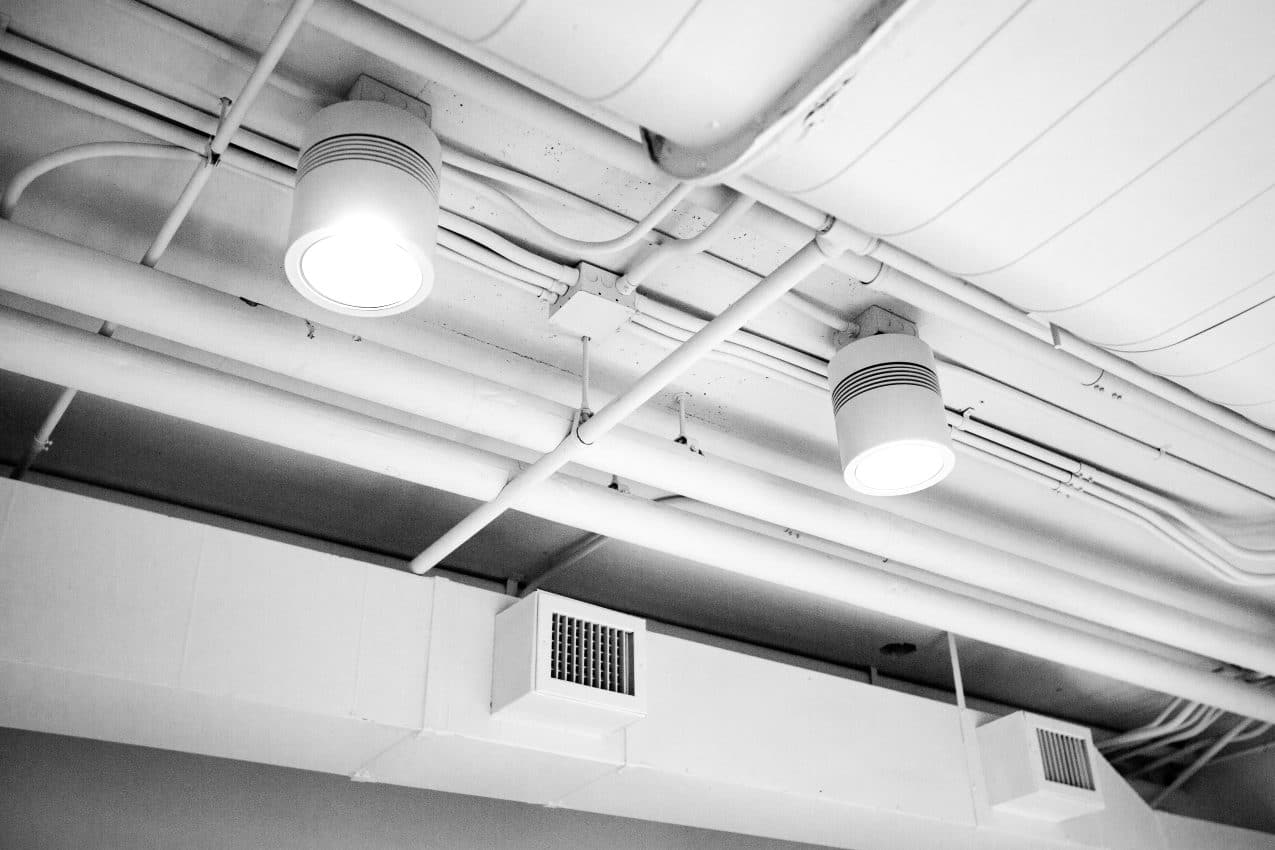 drew beamer sj LzquLf7M unsplash 1275x850 1 - SAVA M&E